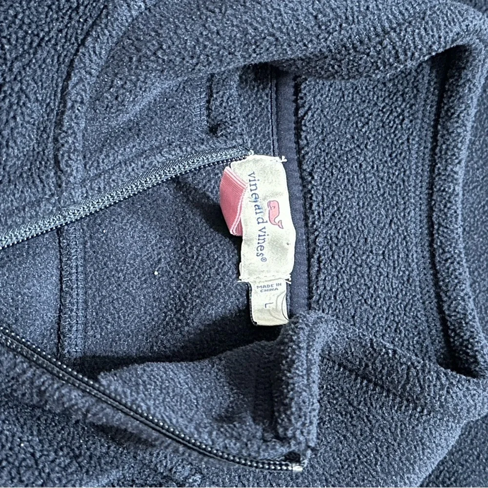 Vineyard Vines Martha’s Vineyard Westerly Navy Blue Fleece Vest Size L - Picture 6 of 6
